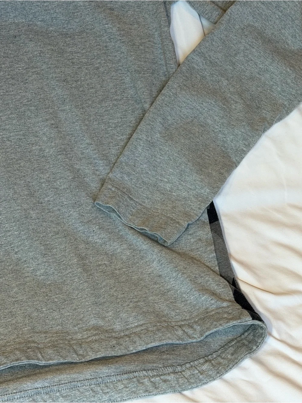 Nike Men’s Gray Pullover Hoodie Size L Logo Drawstring